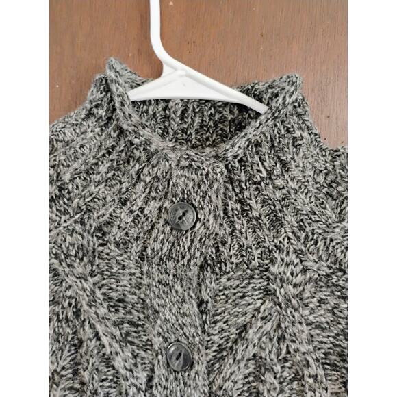 Small LL Bean Button Up Cable Knit Sweater. Preppy. Log cabin. Ocean. Lake. - Picture 13 of 16